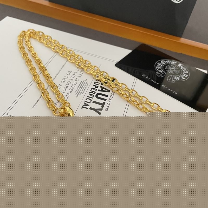Ch**me He**ts necklaces